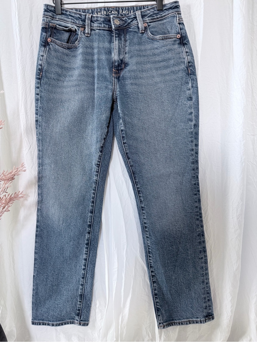American Eagle Outfitters Medium Wash Skinny Jeans - Picture 2 of 11